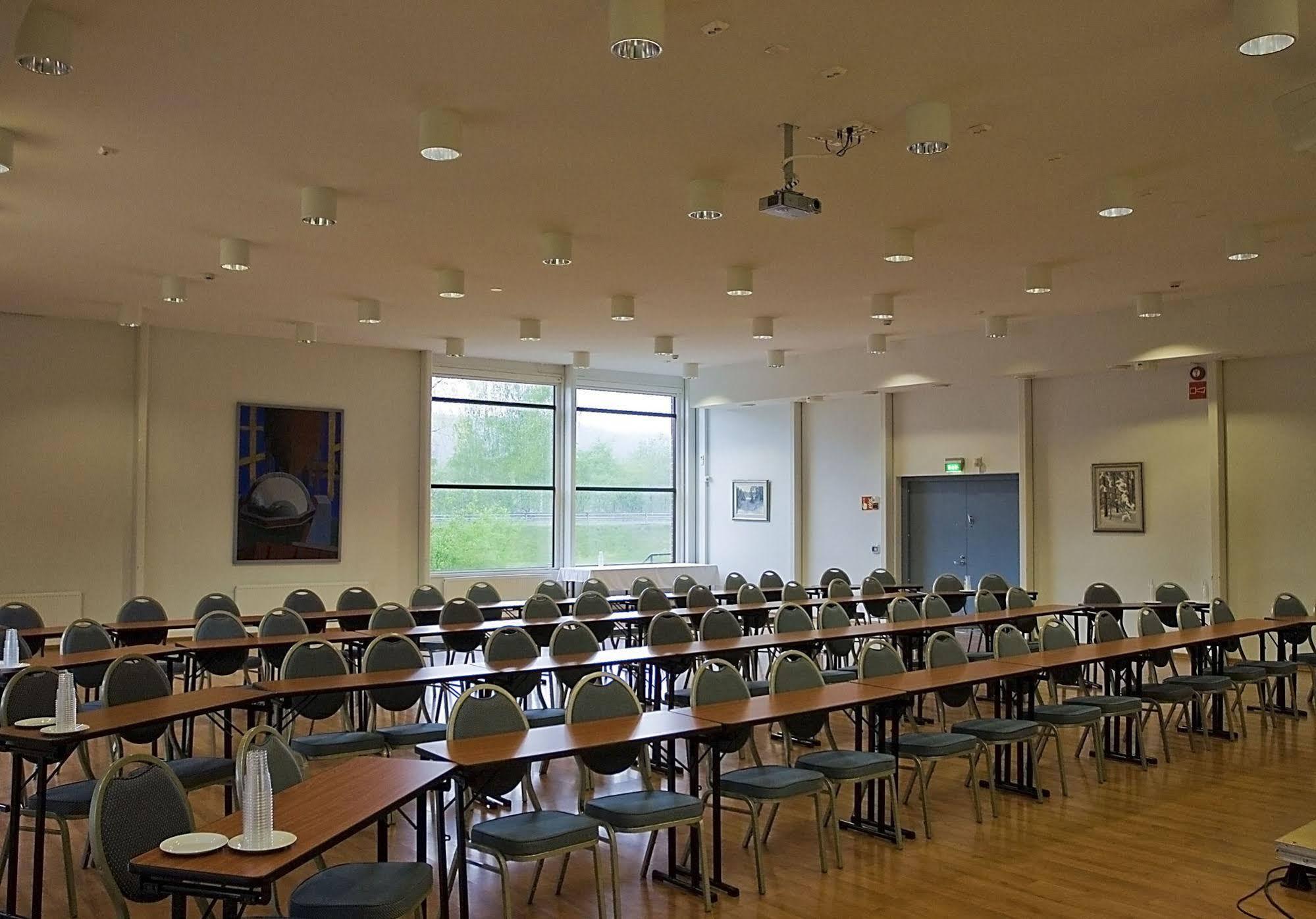 Finlandia Hotel Isovalkeinen Kuopio Extérieur photo